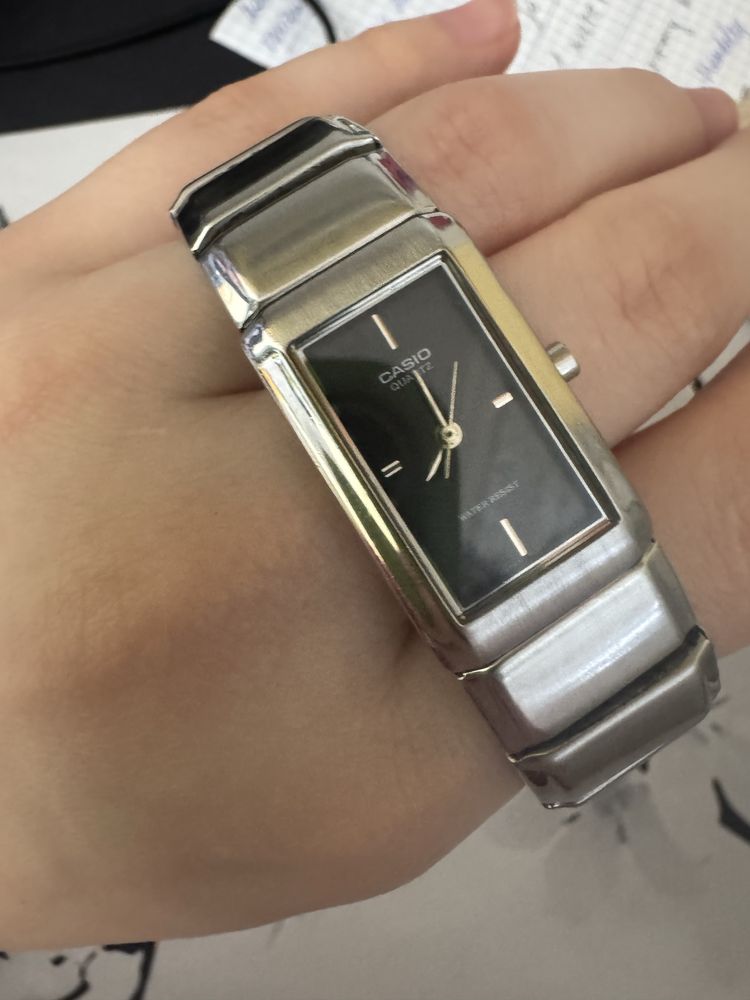 Часы женские Casio quartz water resist