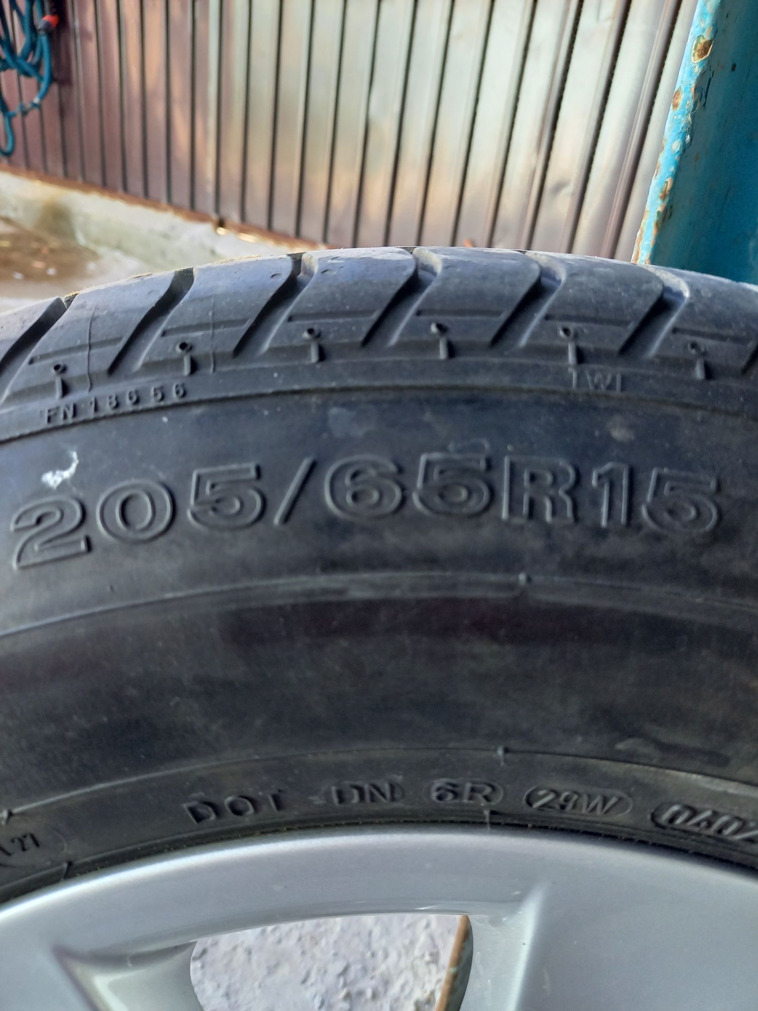 Запаска на BMW 205/65 R15