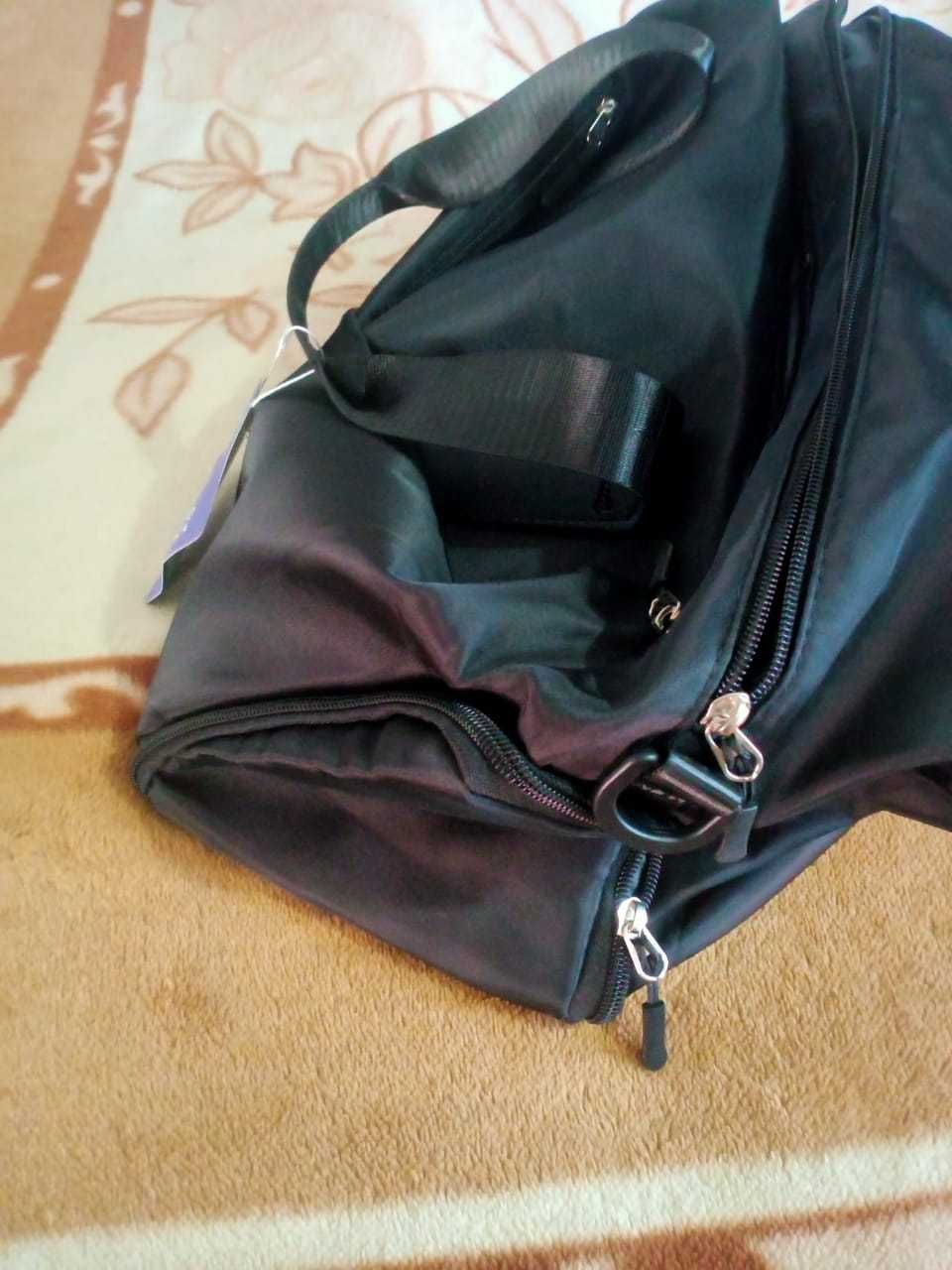 Спортивная сумка Продам срочно сам привезу