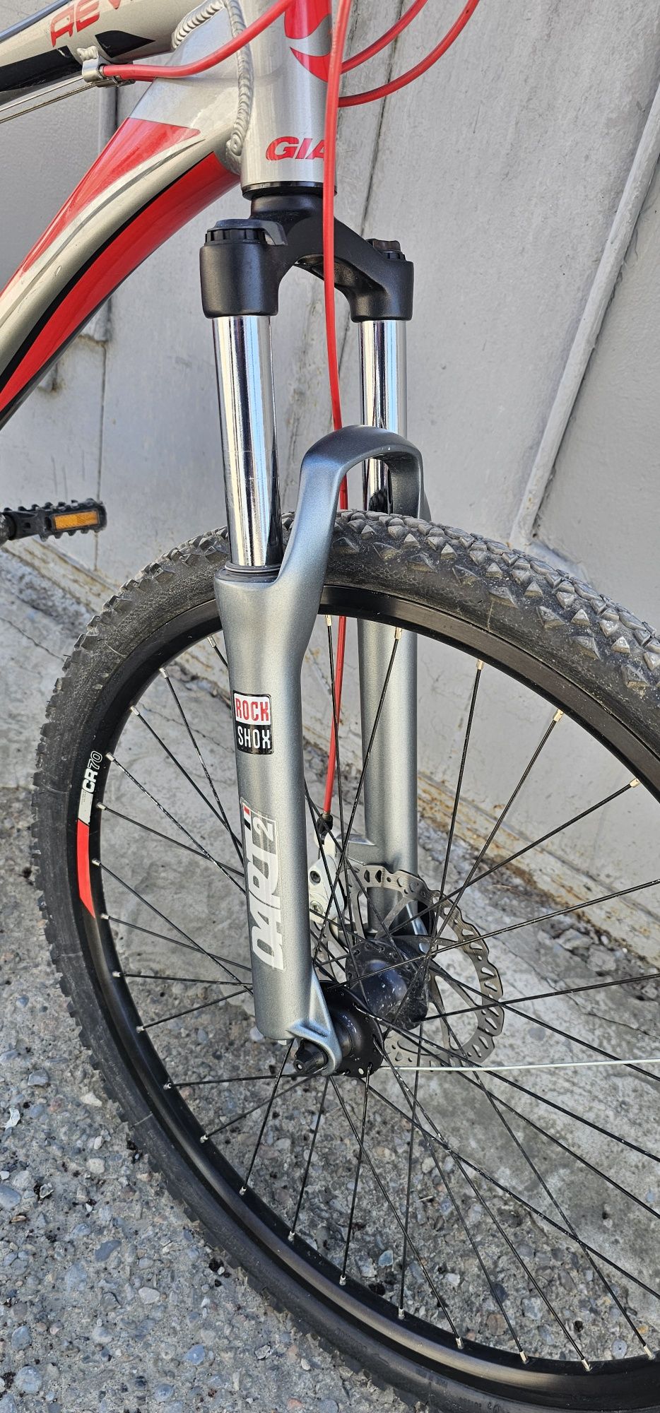 Велосипед Giant Revel 3