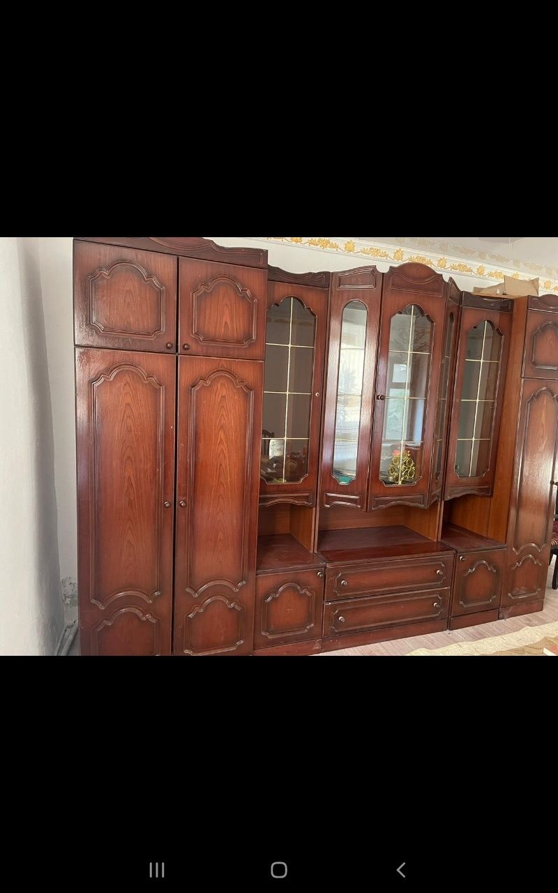 Срочно гарнитур сатылады жағдайы жақсы