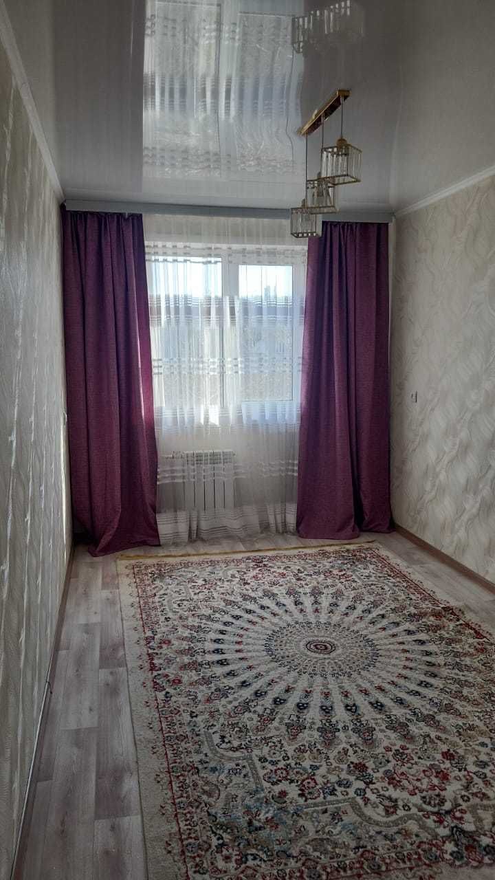 Продам 2к кв с хорошим ремонтом р-н УЮТ!!