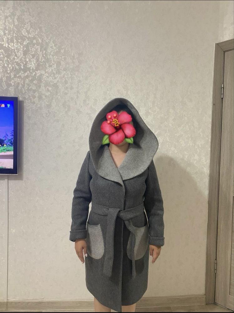 Женское осеннее пальто
