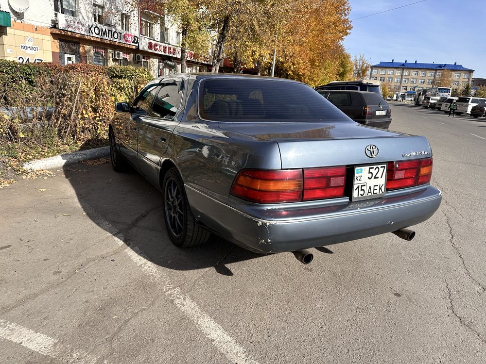 Продам toyota celsior