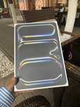 Срочно новый продам Ipad 11 pro m4 1Тб