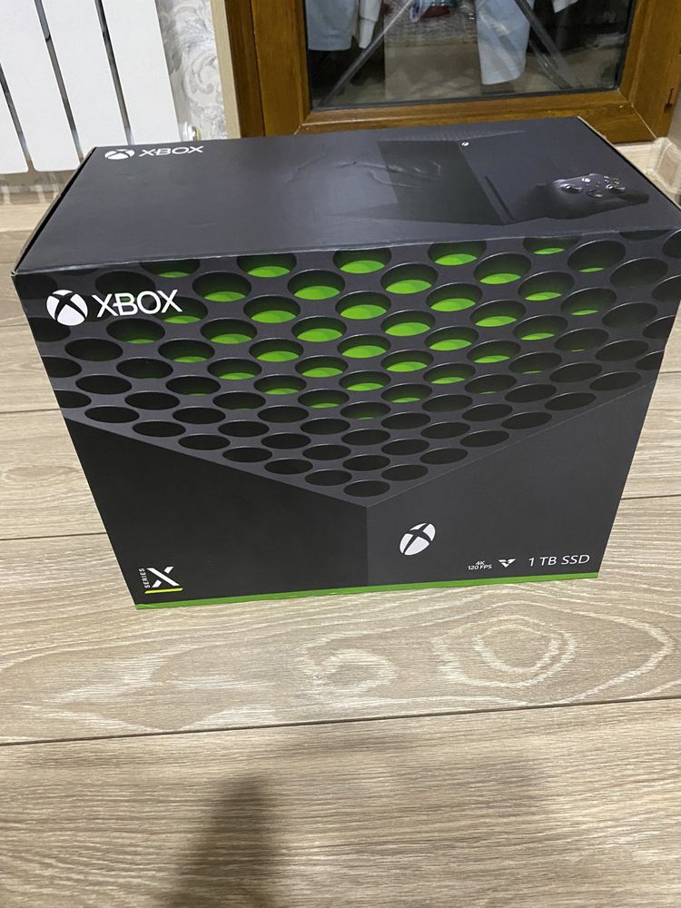 X BOX series X запечатанный с гарантии год