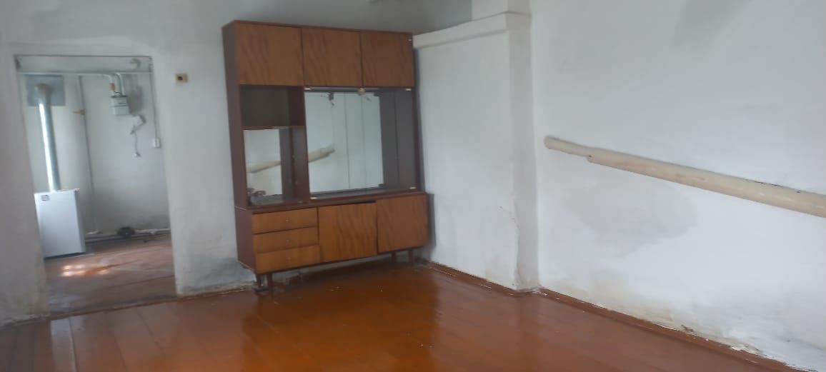 Продам 4 комнатный дом в центре Аулиеколя