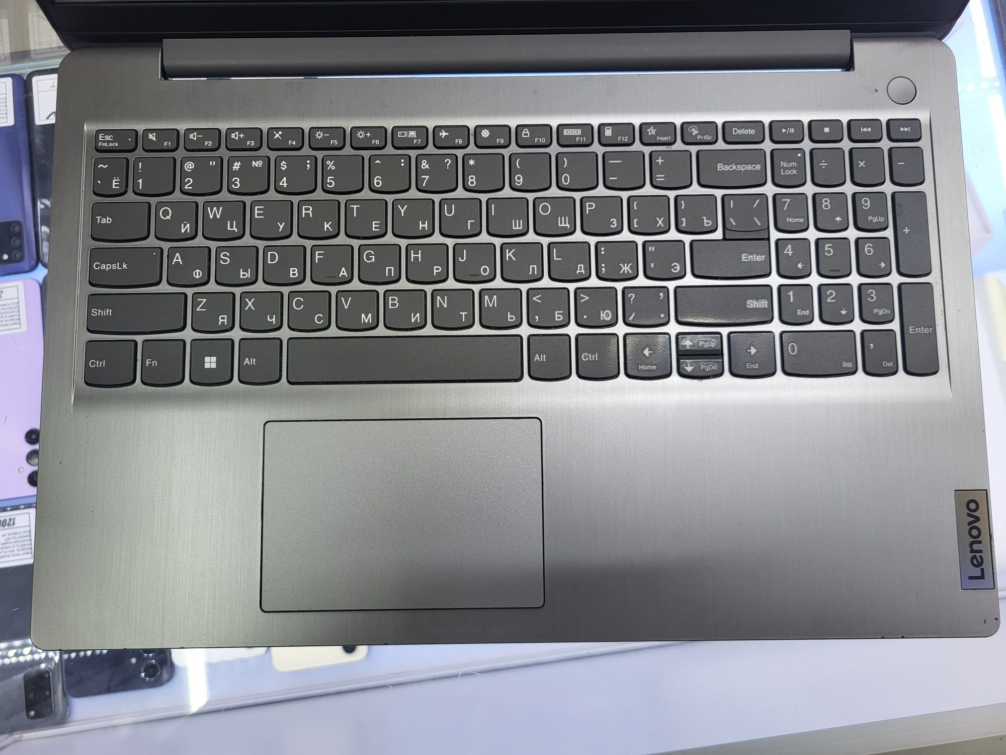 Ноутбук Lenovo core i3 1215u Озу 8гб ssd512gb рассрочка Реал ломбард