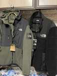 Бомбер и Худи. ТНЕ NORTH FACE. 54-56 р. Новые.