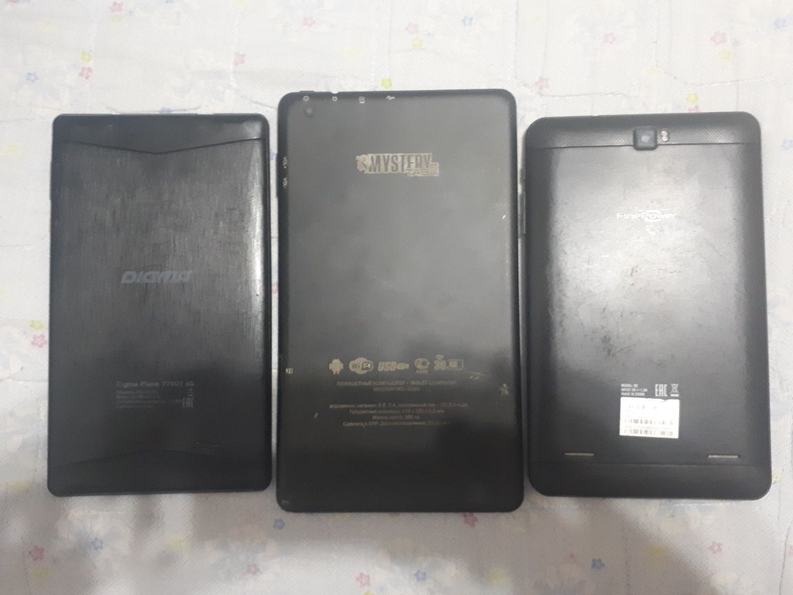 Продам планшеты на запчасти