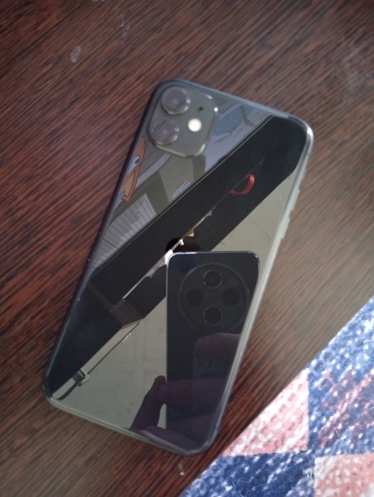 Продам Iphone 11 128gb