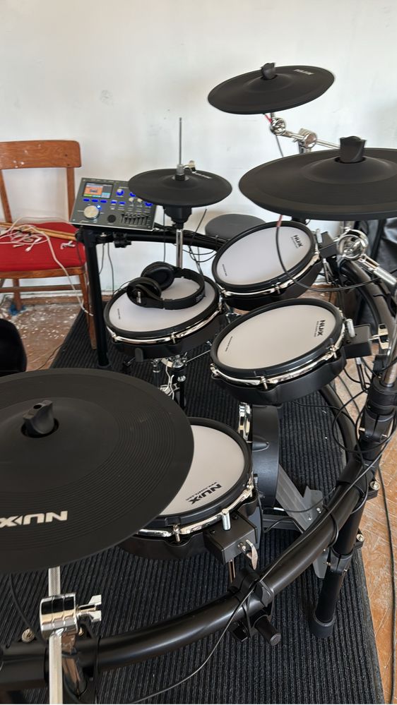 ЭЛ.ударная установка NUX DX-8
