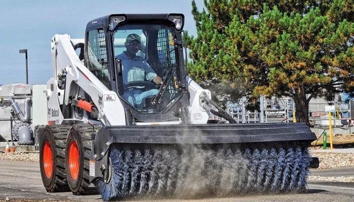 Аренда минипогрузчика или услуги мини погрузчика Бопкат bobcat МКСМ