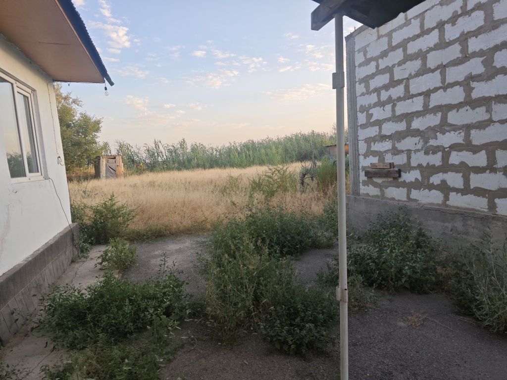 Продам времянку с недостроенным домом