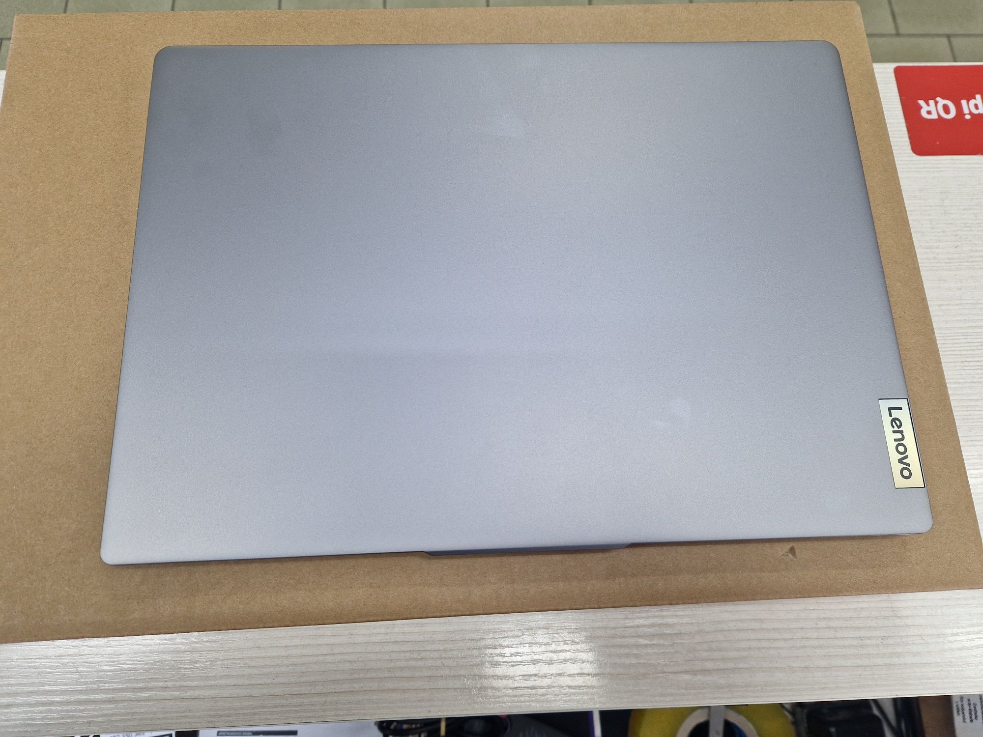 Новые Lenovo Slim3 (Ryzen 7 7730u, 512 SSD, 8 Gb DDR5)