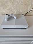 Продам Xbox One S