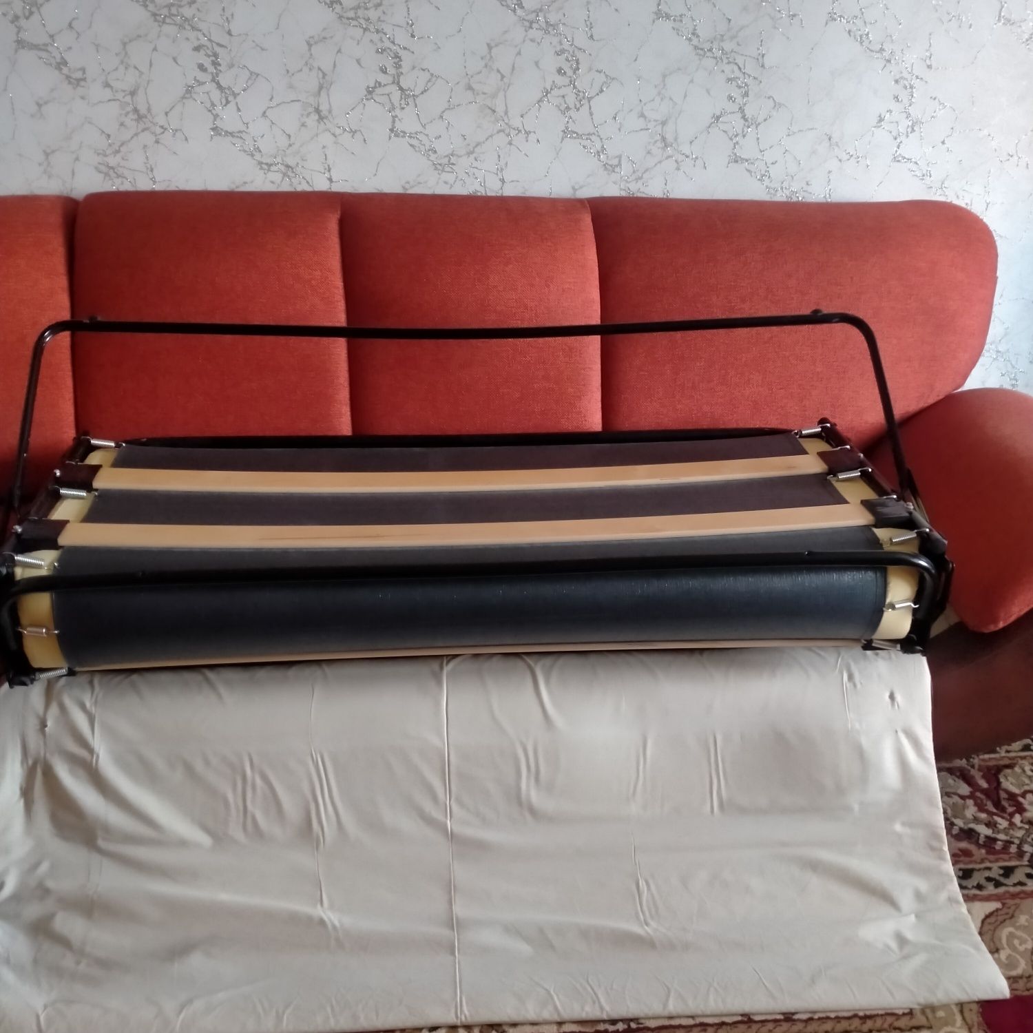 Продам мягкий уголок длиной шесть метров