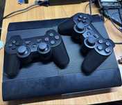 Ps3 super slim 500 GB игр 2 джойстика+31 игр