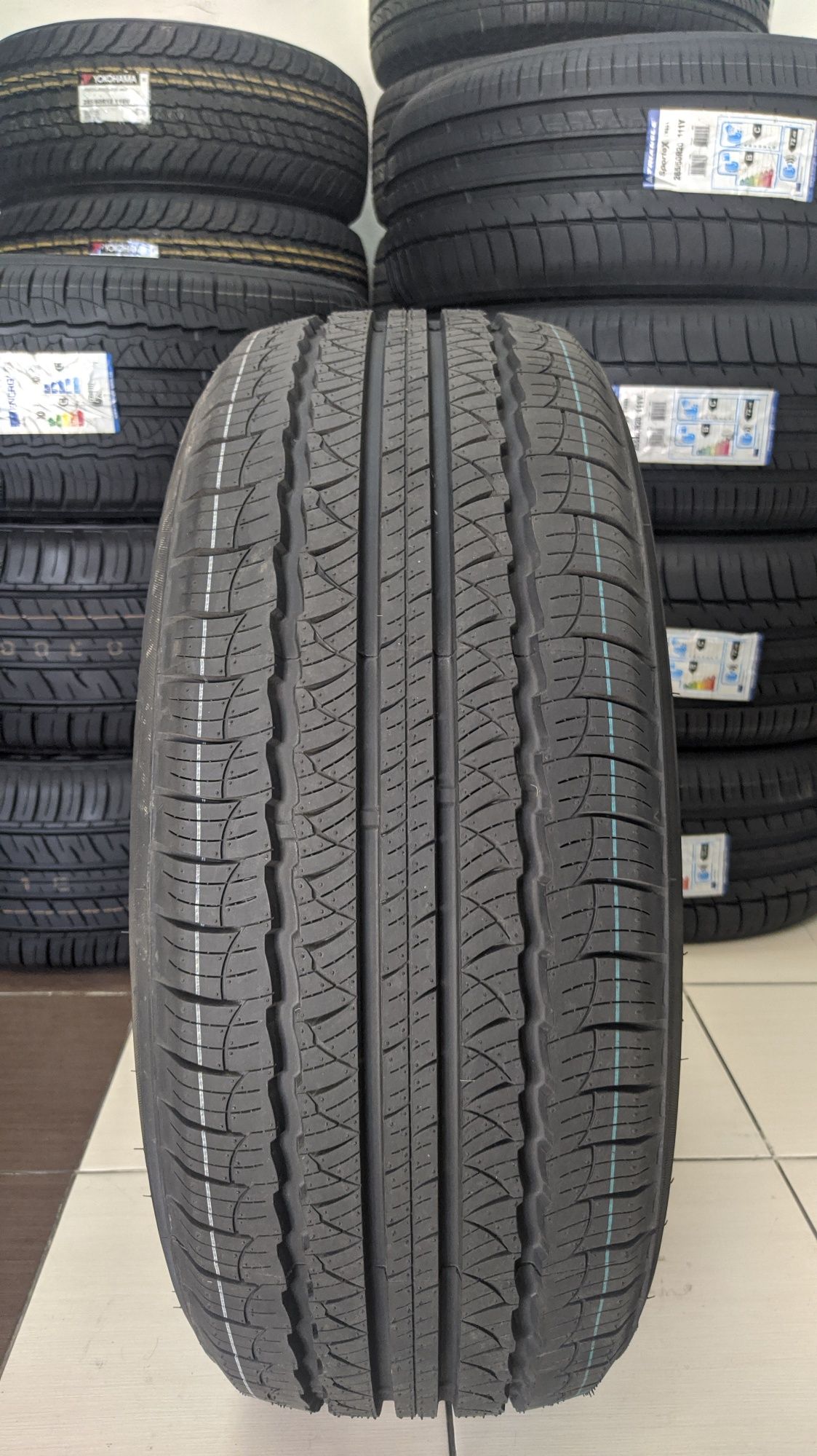 265/60R18 Triangle TR259