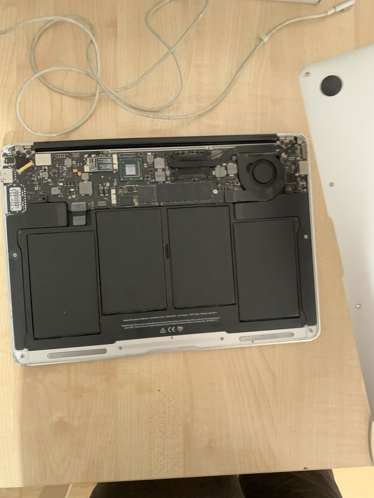 Macbook air 2011
