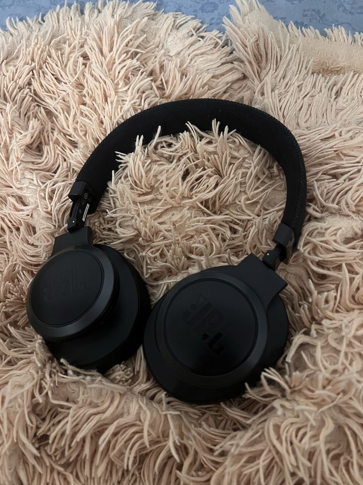 Продам наушники JBL оригинал