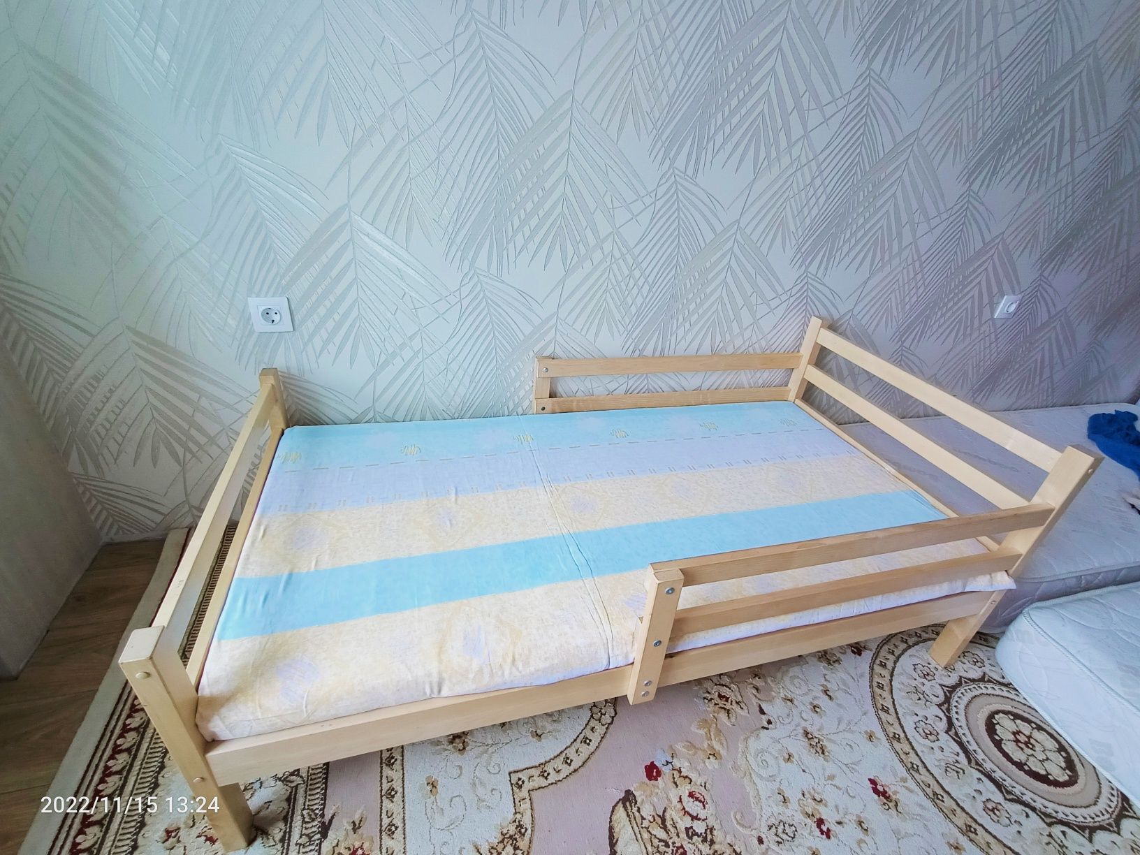 Продам детскую кровать