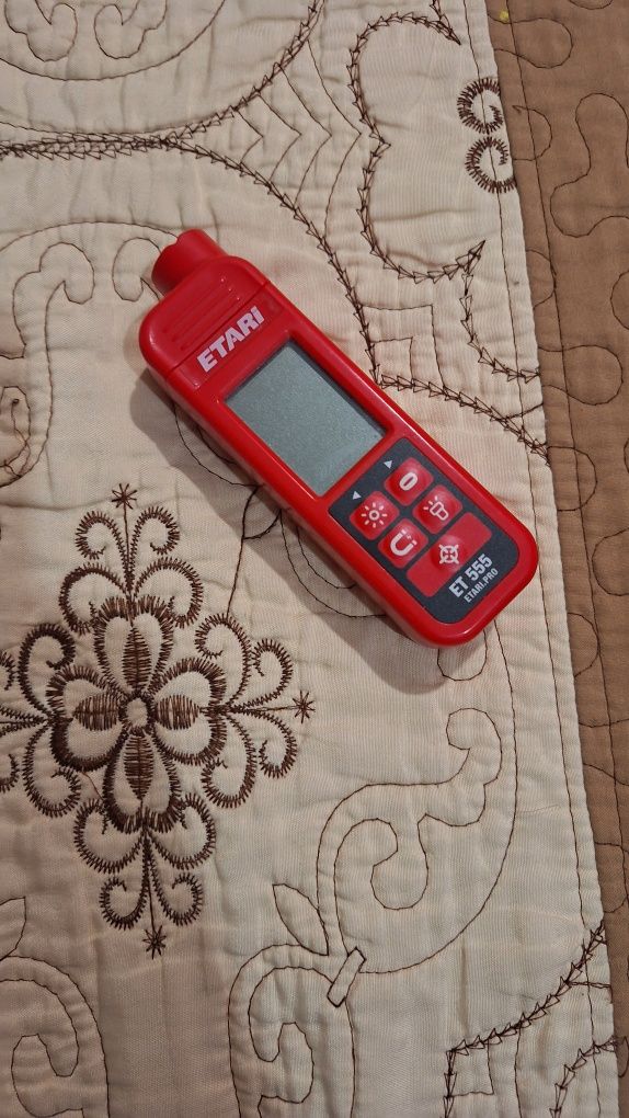 Продам толщиномер ЕТ555