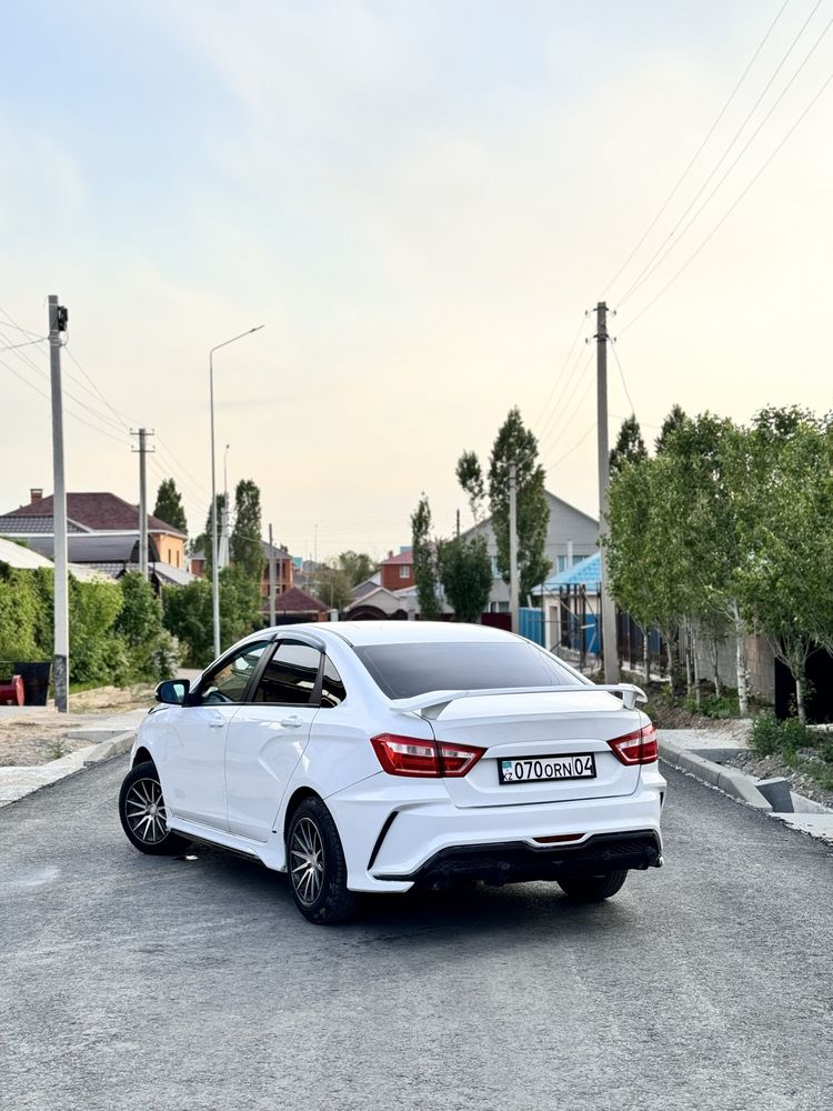 Lada Vesta срочно