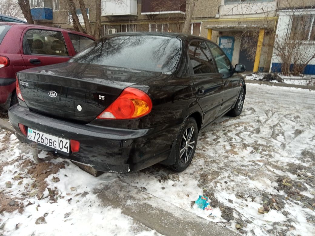 Продам!  Киа спектра 2006. Каз Уч. Газ-бензин.