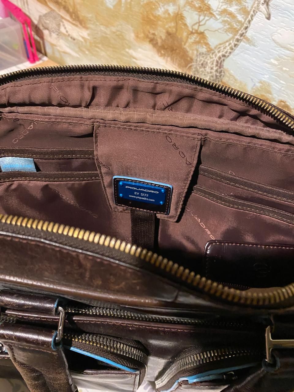 Продам сумка для ноутбука  piquadro