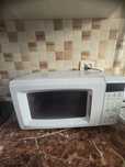 Продам микроволновую печь LG