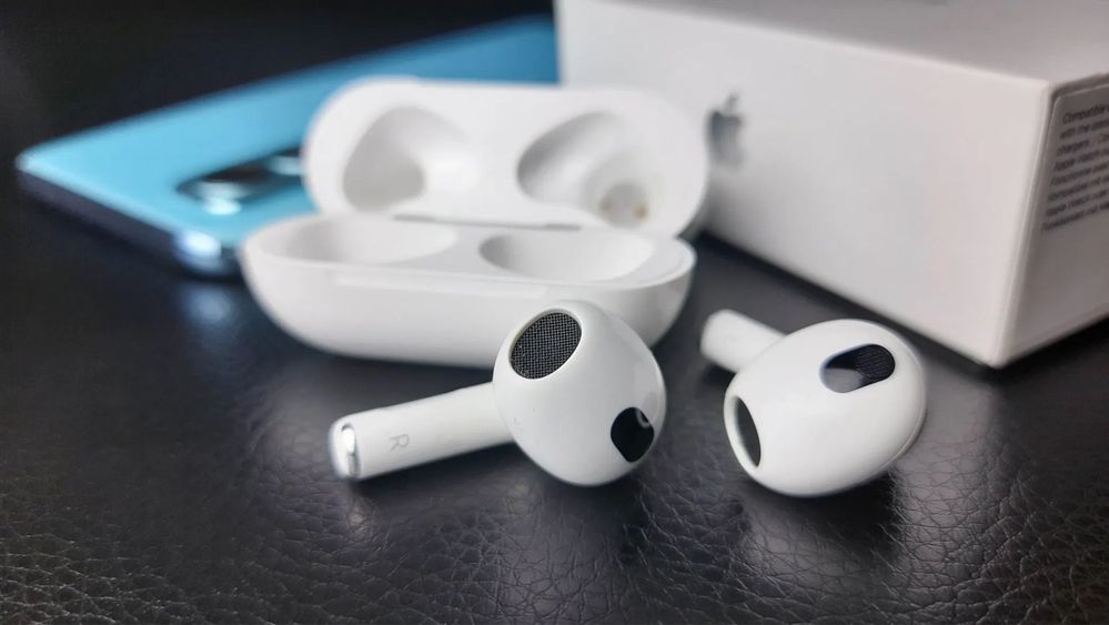 Беспроводные наушники AirPods 3 Apple