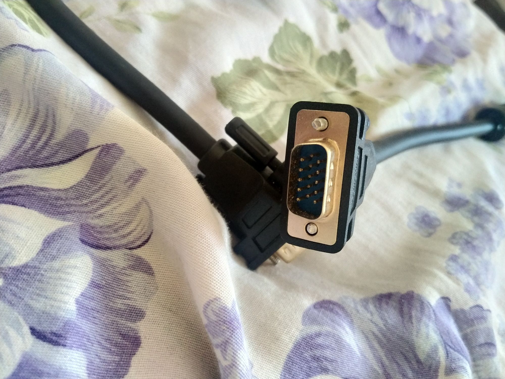 Продам кабель VGA вга
