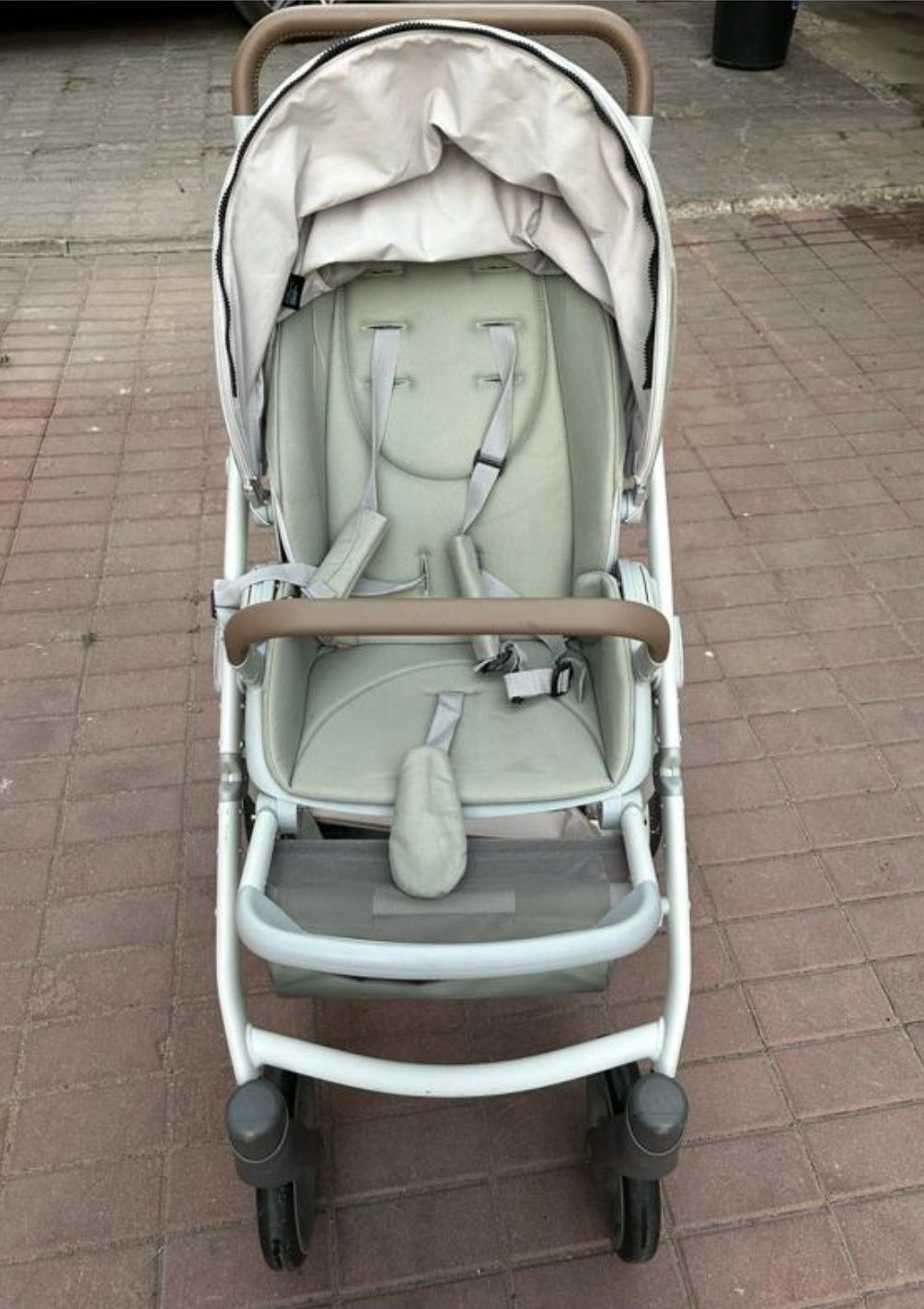 Продам коляску Anex