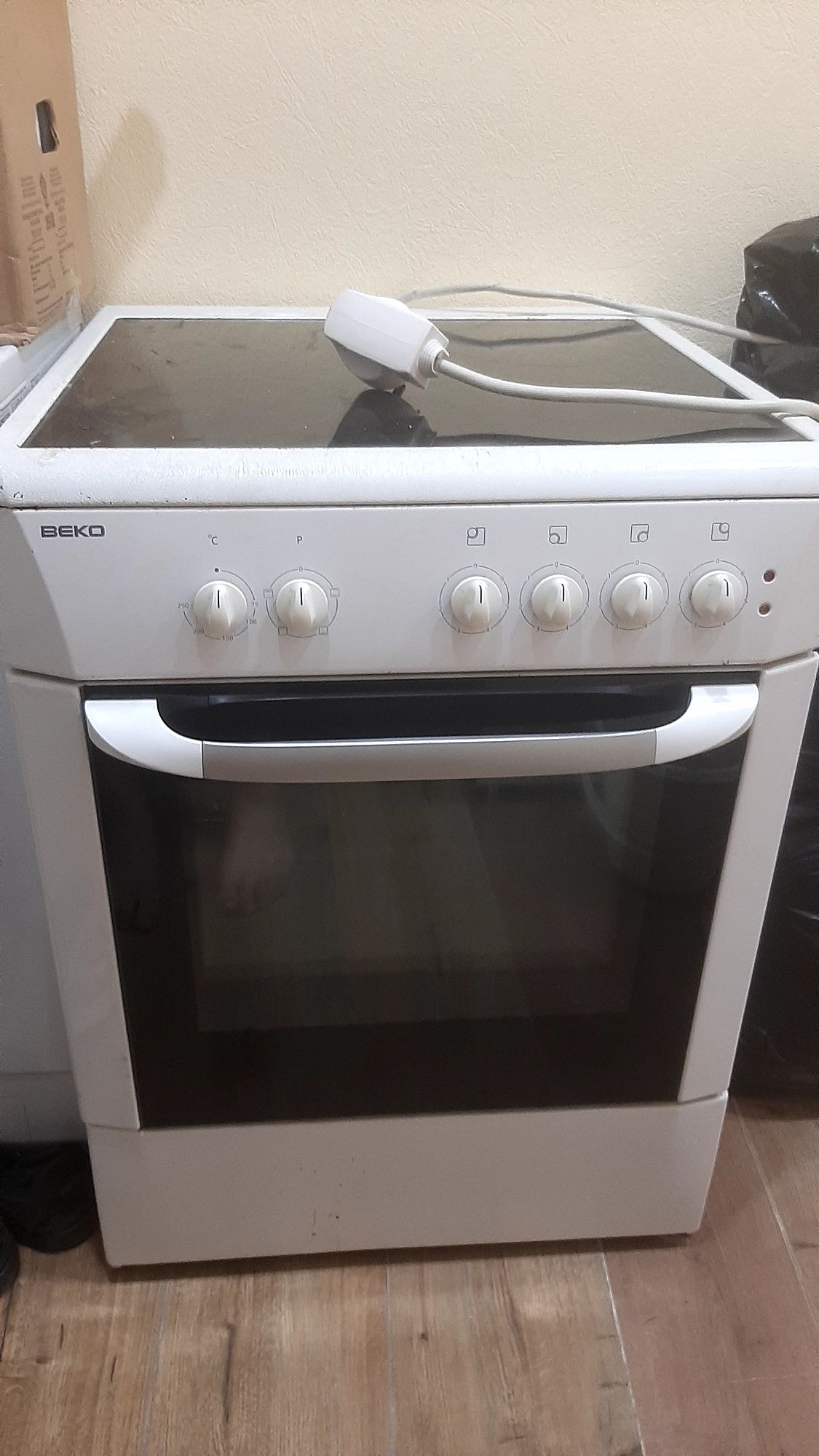 Электро плита BEKO
