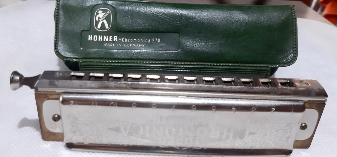 Продаётся губная гармошка