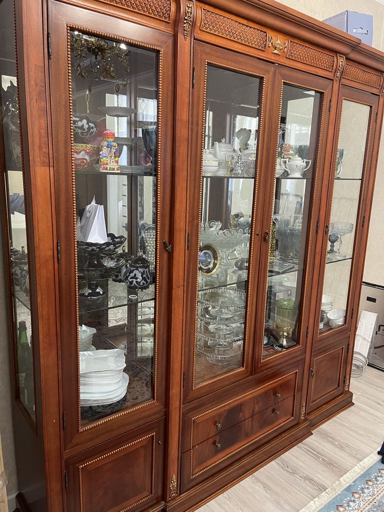 Продам комплект винтажной мебели