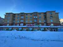 Продам пристроенное здание и весь подвал.