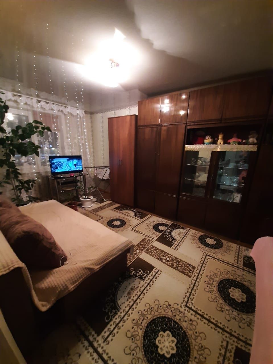Продам 1ком. квартиру гостиничного типа 19 мкрн.