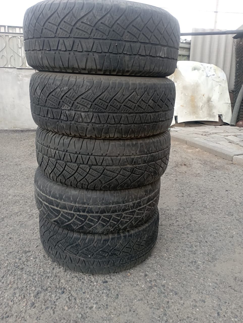 Продам резину Michelin