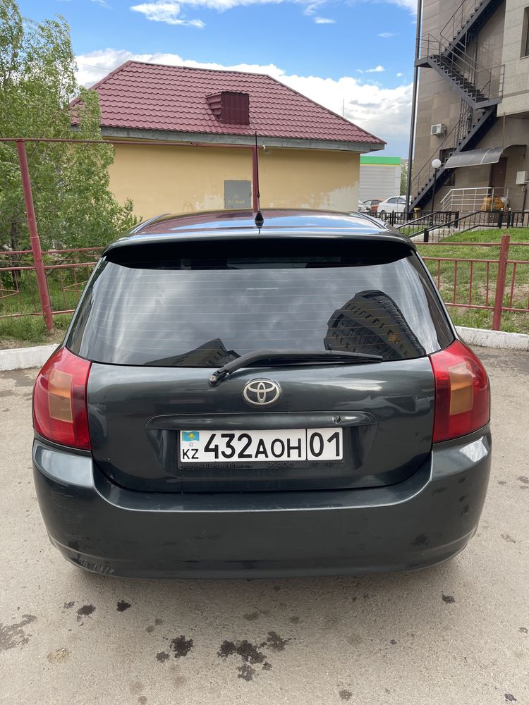 Тойота королла