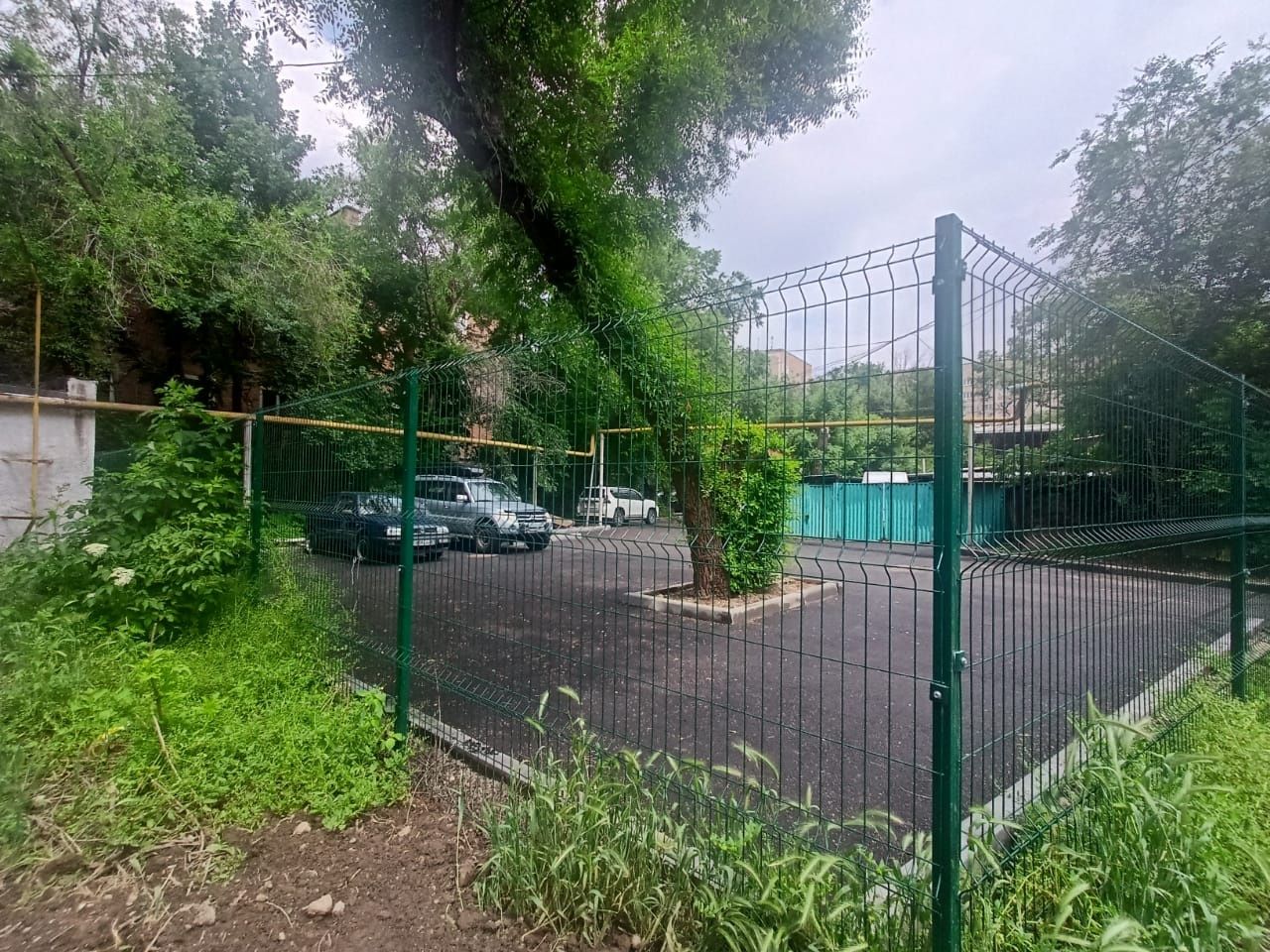 Продам земельный участок удобный под бизнес склады офис.