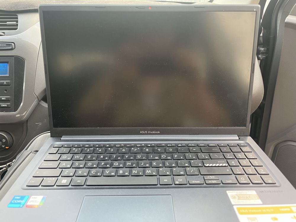 Ноутбук asus vivobook