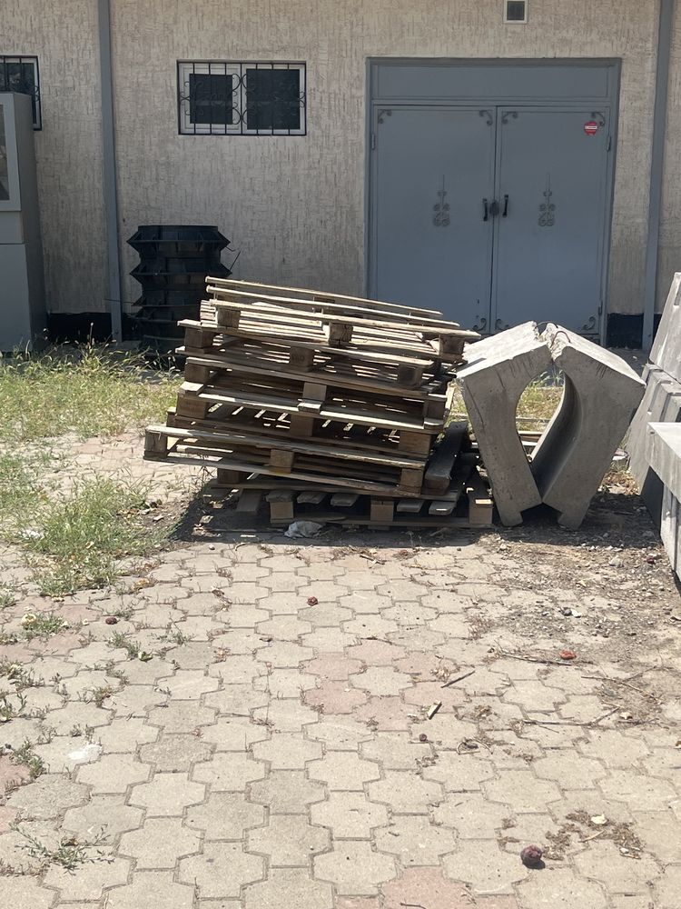 Продам палеты хорошие очень