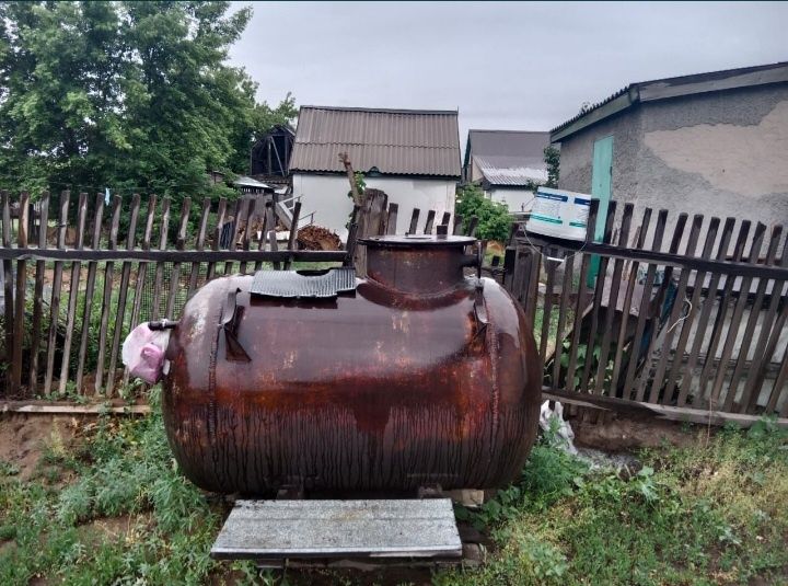 Продаю толстостенную цистерну