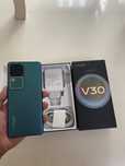 Vivo V30 5G.   12/256