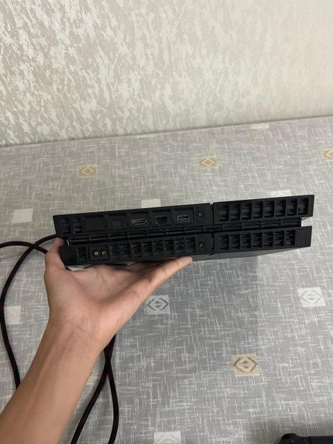 Продам или обменяю Ps 4