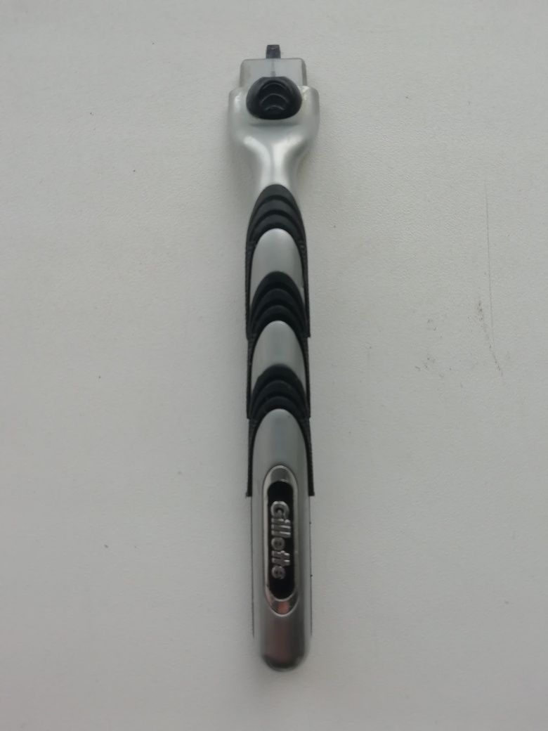 Бритвенный станок Gillette Mach 3