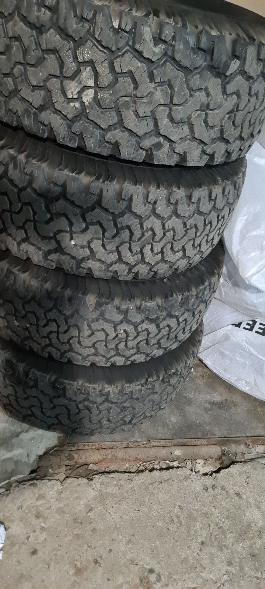 BFGoodrich All-Terrain T/A KO2 285/75 R16 116R