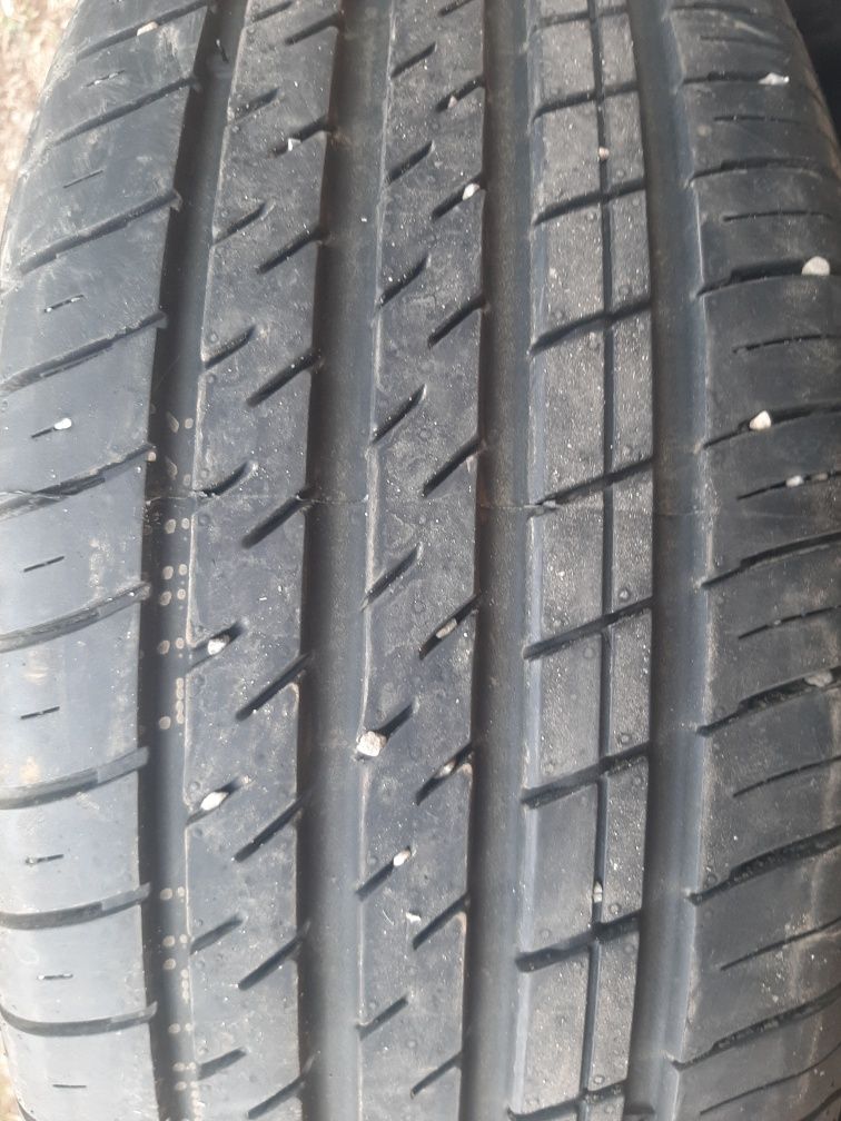 Продам шины 215/55/17 Китай
